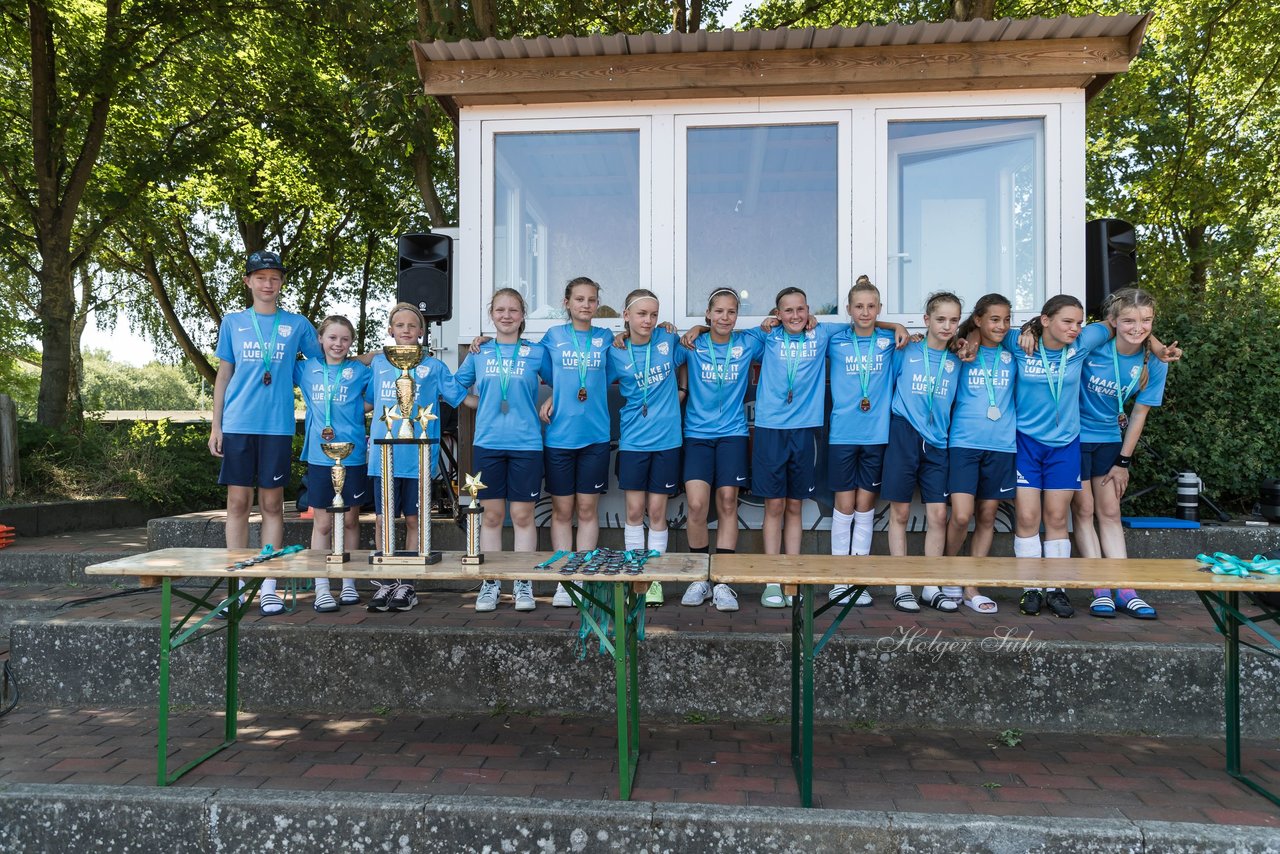 Bild 131 - Loewinnen Cup